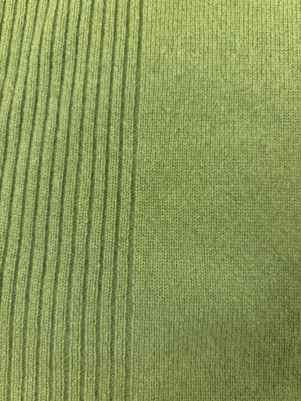 Kinross Cashmere 100% Cashmere Turtleneck Sweater - Picture 3 of 6